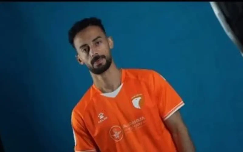 صفقة مغرية.. الكرمة العراقي يعلن ضم الجناح المصري أحمد عبد القادر رسميًا